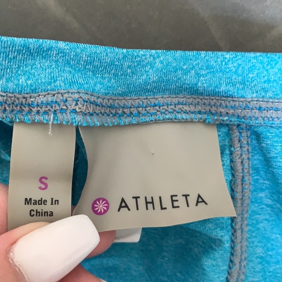 Women’s Athleta tanktop - Picture 6 of 7